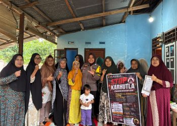 ANTISIPASI KARHUTLA DAN DAMPAK CUACA EKSTREM, BHABINKAMTIBMAS POLSEK KOTA MANNA SAMBANGI WARGA PADANG KAPUK