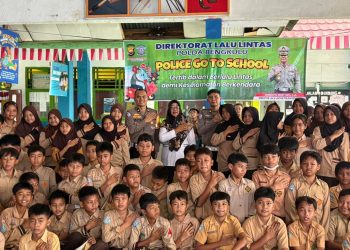 Police Go To School : Ditlantas Polda Bengkulu Gelar Sosialisasi di SDN 79 Kota Bengkulu