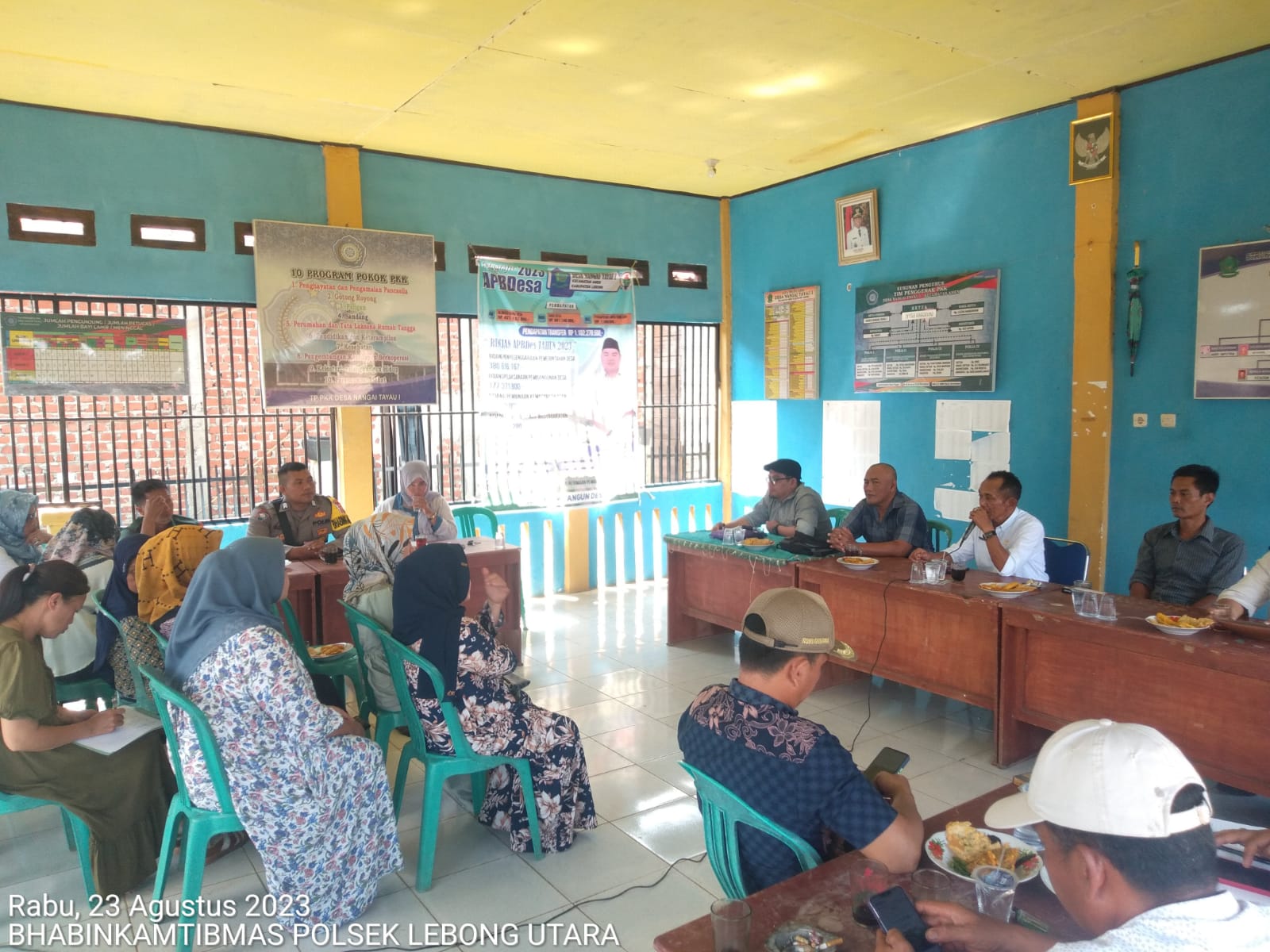 Bhabinkamtibmas Polsek Lebong Tengah Hadiri Rapat RKPDes di Desa Ujung Tanjung II