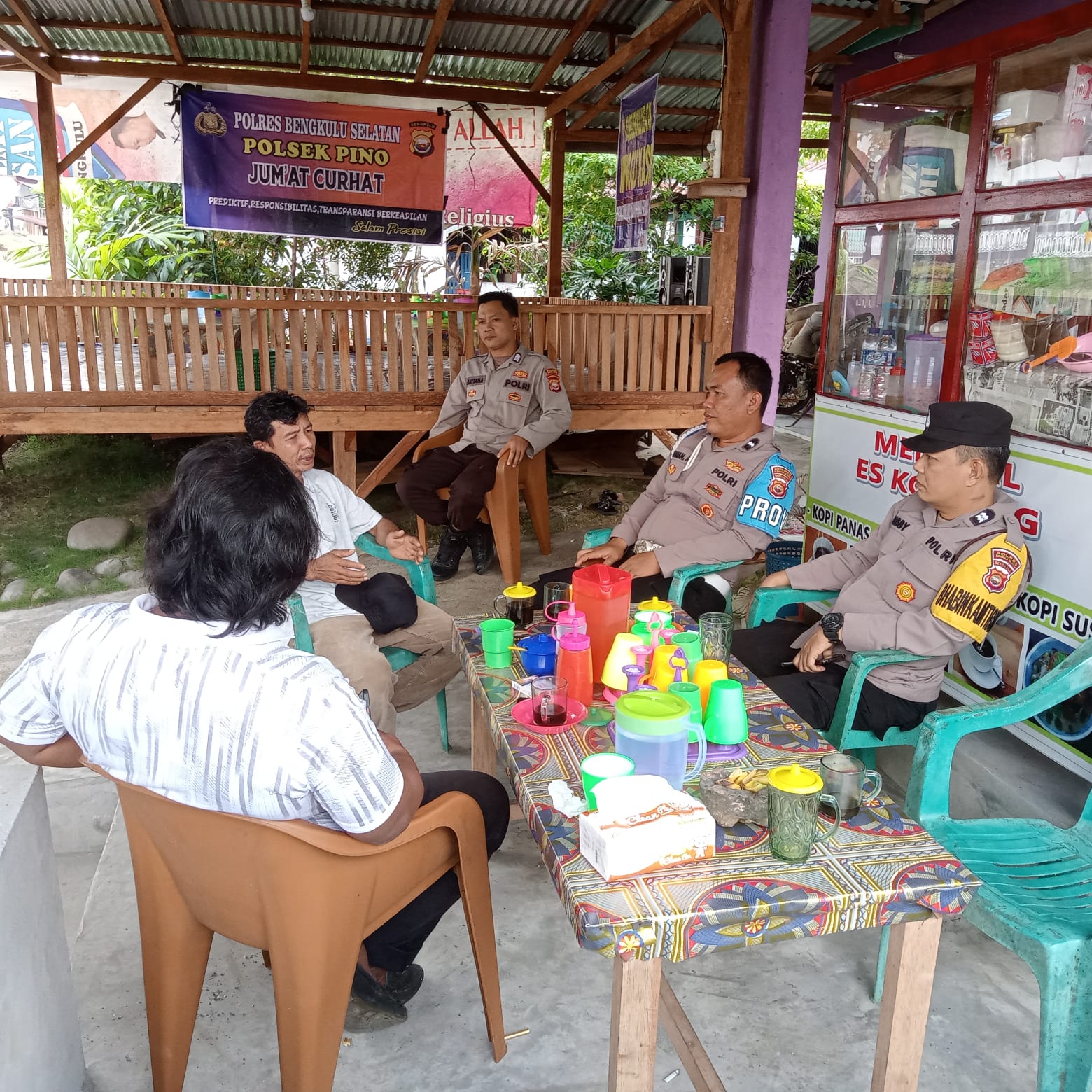 Tingkatkan Sinergitas, Polsek Pino Gelar Jumat Curhat di Desa Batu Panco  Kecamatan Ulu Manna