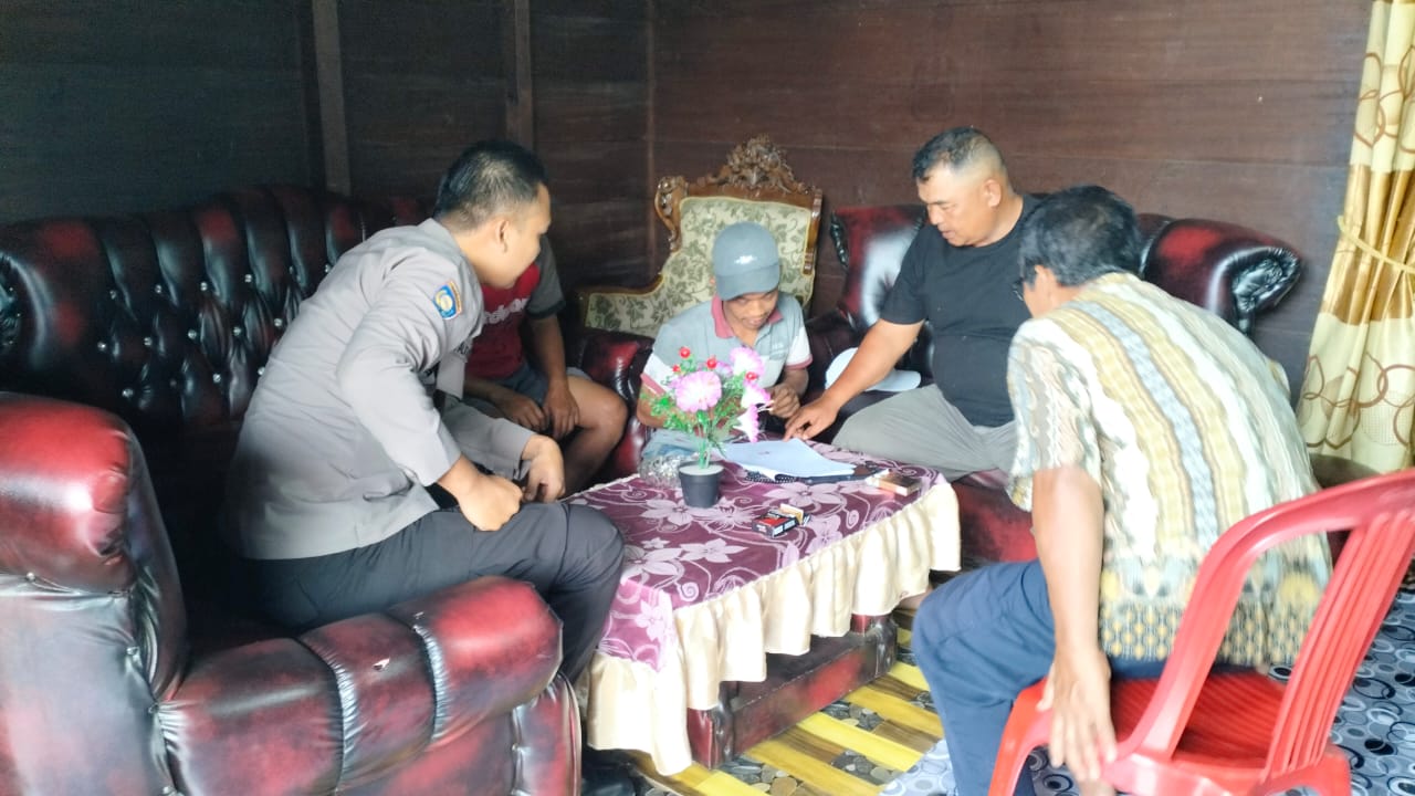 Bhabinkamtibmas Polsek Lebong Tengah Laksanakan Problem Solving Permasalahan Warga