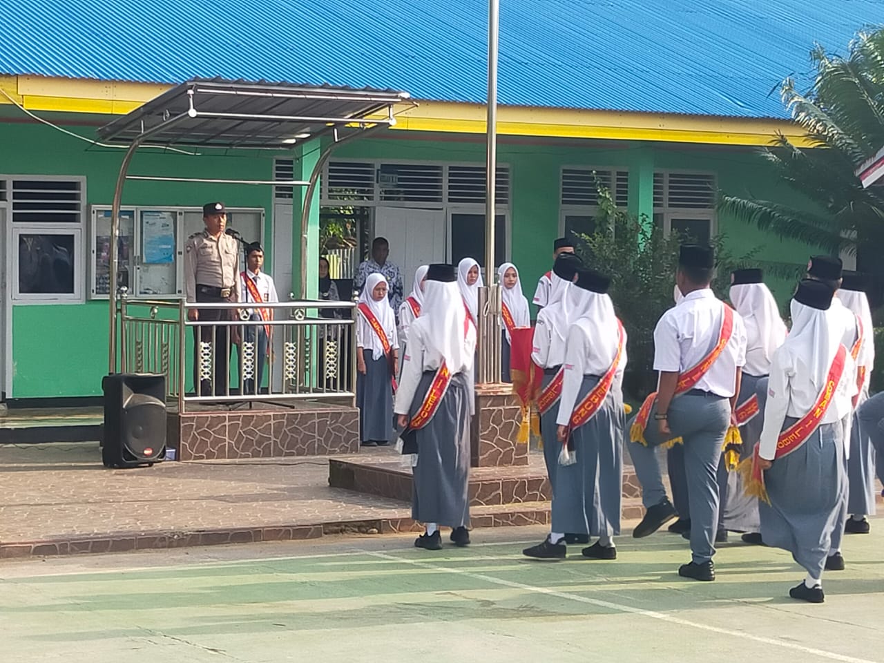 Jadi Pembina Upacara, Ini Penyampaian Kanit Binmas Polsek Lebong Utara