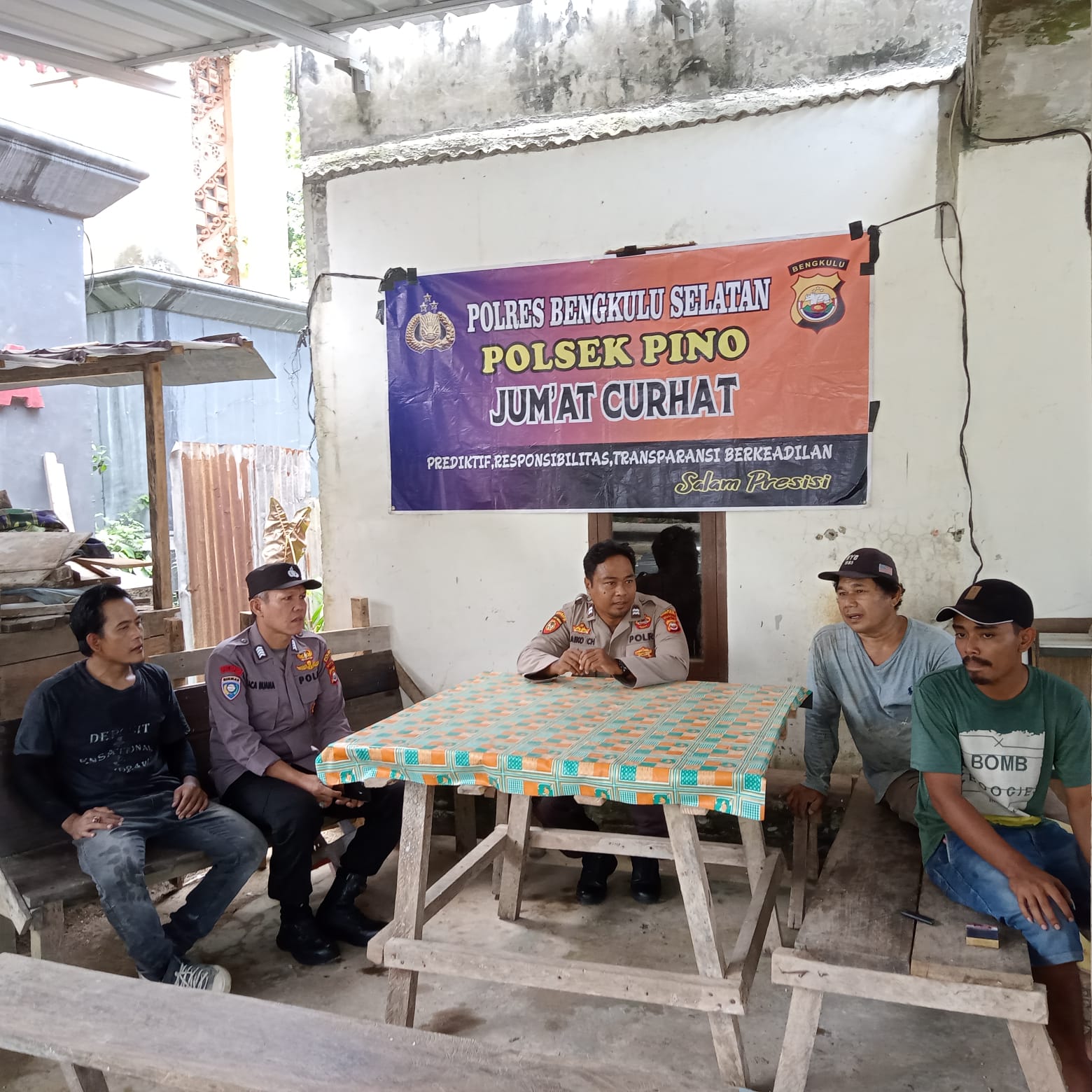 Jumat Curhat Bersama Polsek Pino, Warga Batu Panco Keluhkan Aksi Balap Liar