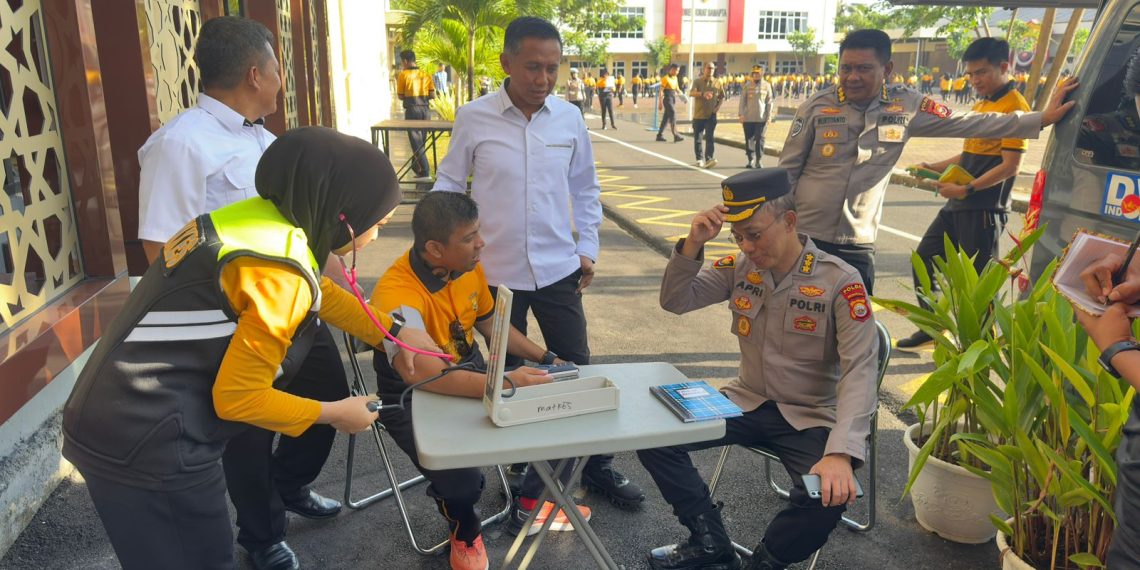 Biddokkes Polda Bengkulu Laksanakan Keslap, Pastikan Kesehatan Personel Tetap Prima
