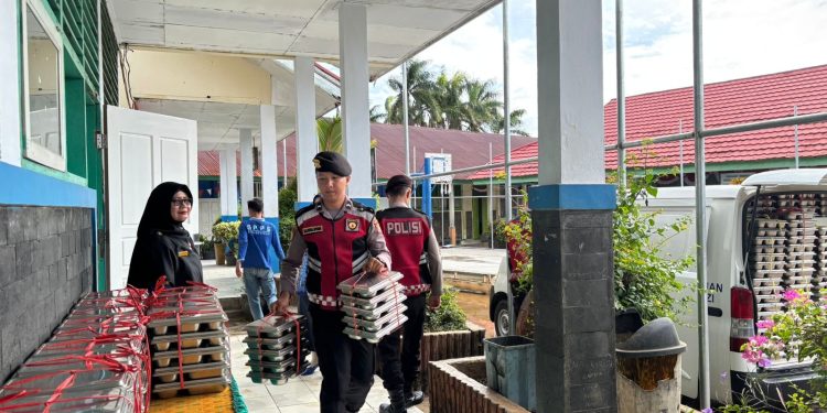 Patroli dan Pengawalan Pendistribusian MBG: Personel Subdit Gasum Ditsamapta Polda Bengkulu Jamin Rasa Aman