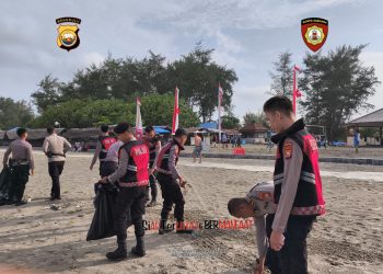 Personel Dit Samapta Polda Bengkulu Laksanakan Kurve di Kawasan Pantai Panjang