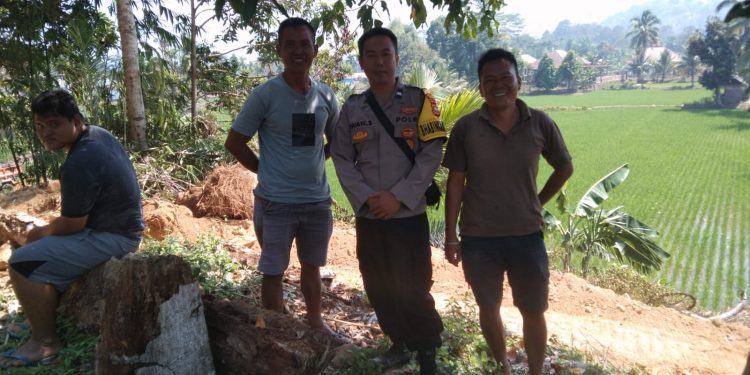 Bhabinkamtibmas Polres Lebong Aktif Sambangi Warga, Jaga Kamtibmas Tetap Kondusif