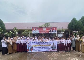 Ditlantas Polda Bengkulu Gelar Police Go To School, Berikan Edukasi Keselamatan Lalu Lintas kepada Siswa SDN 81 Kota Bengkulu