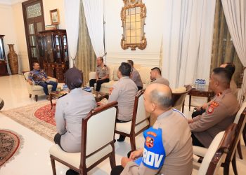 Dalam Rangka HUT Bhayangkara ke-79, Tim Mabes Polri Lakukan Anjangsana ke Mantan Kapolri Jenderal (Purn) Drs. Badrodin Haiti