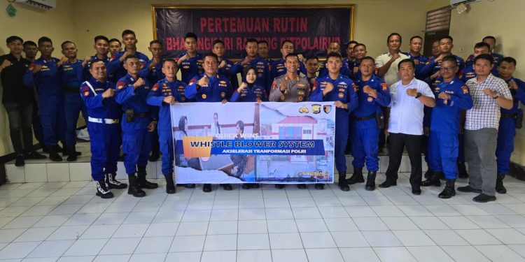 Bidpropam Polda Bengkulu melaksanakan kegiatan sosialisasi Whistle Blower System dan SP4N LAPOR di Ditpolairud Polda Bengkulu