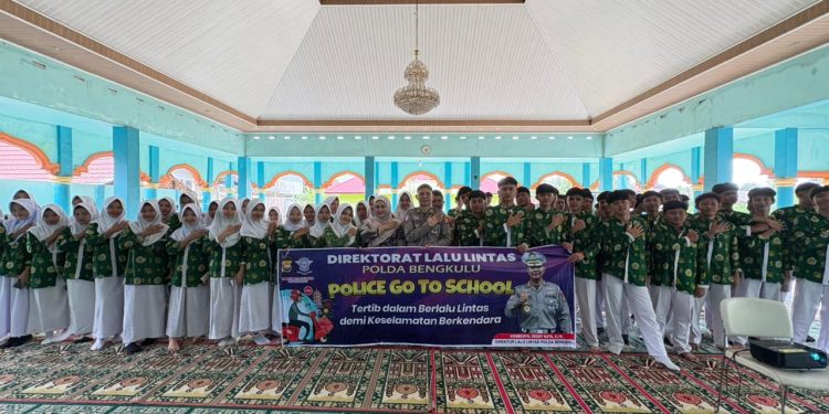 Ditlantas Polda Bengkulu Gelar Police Go To School di SMAN 03 Kota Bengkulu