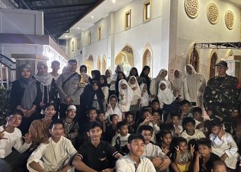 Bhabinkamtibmas Polsek Ratu Samban Kawal Takbir Keliling Anak-anak RISMA Uswatun Hasanah
