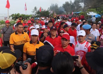 Kapolda Bengkulu Hadiri Kegiatan Gempala Penanaman 10.000 Bibit Kelapa dalam Rangka HUT ke-80 Kemerdekaan RI