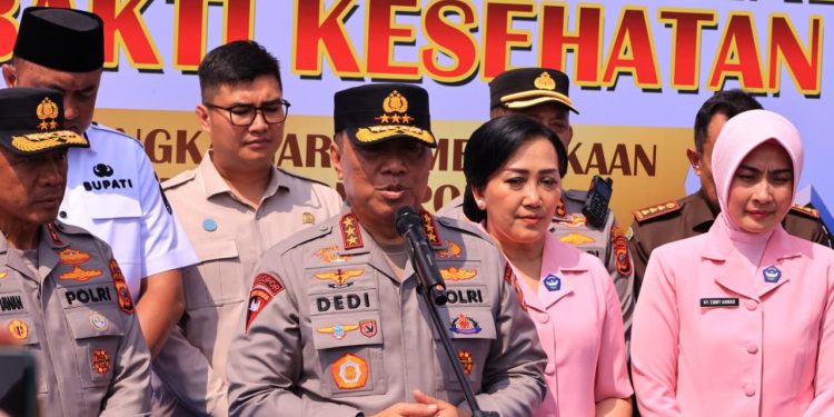 Wakapolri Tinjau Pembangunan SMA Kemala Taruna Bhayangkara dan Gelar Bakti Sosial Serta Bakti Kesehatan di Bogor