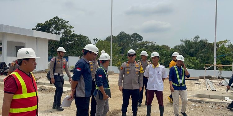Pastikan Pembangunan Sesuai Prosedur, Kapolresta Bengkulu Cek Progres Pembangunan Satpas di Bentiring