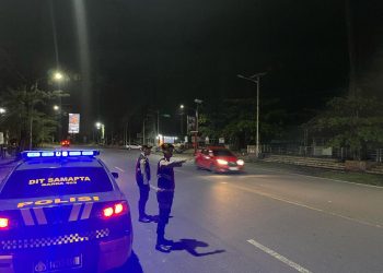 Polri Hadir untuk Masyarakat, Anggota Ditsamapta Polda Bengkulu Melaksanakan Patroli R4