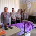 Wakapolri Tinjau Pasien Korban Unjuk Rasa di RS Bhayangkara Pusdokkes Polri