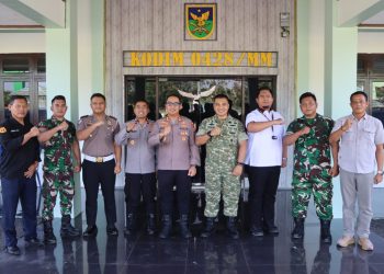 Kapolres Mukomuko Pererat Sinergitas Bersama Dandim 0428/Mukomuko Melalui Kegiatan Silaturahmi