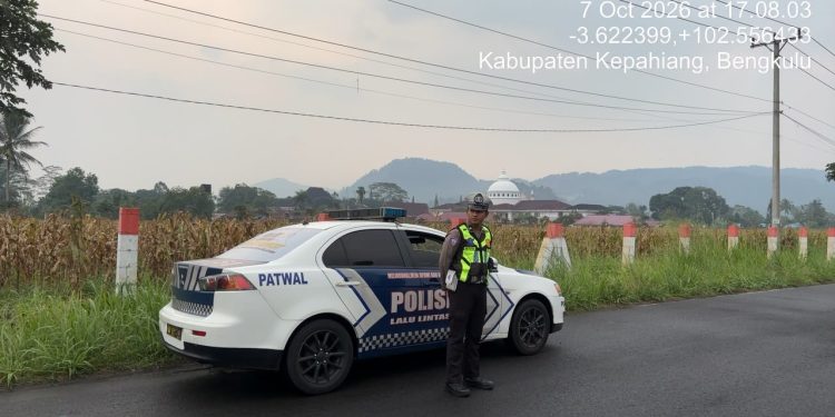Patroli Sore, Satlantas Polres Kepahiang Sasar SPP Kelobak Cegah Balap Liar