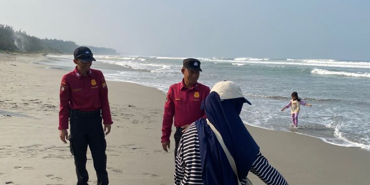 Subdit Wisata Ditpamobvit Polda Bengkulu Gelar Patroli Dialogis di Kawasan Pantai Panjang dan BIM