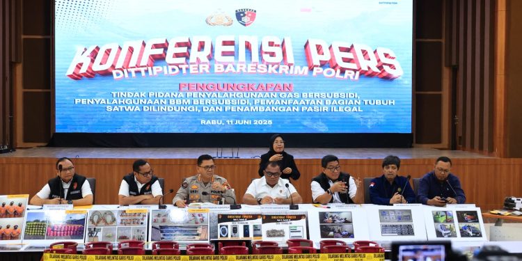 Bareskrim Ungkap Tambang Pasir Ilegal Rugikan Negara Hingga Rp1 Miliar