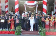 Dalam Peringatan Hut RI Ke – 77 Polda Bengkulu Terima Penghargaan Dedikasi Dari Gubernur Bengkulu