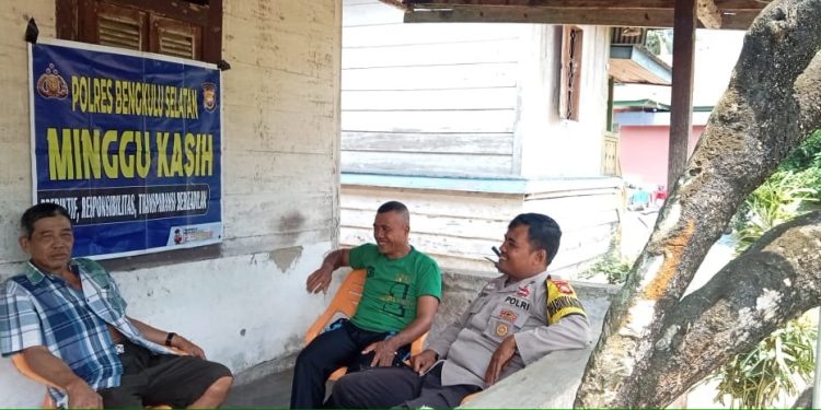 Pererat Jalinan Silaturahmi, Polsek Seginim Lakukan Minggu Kasih