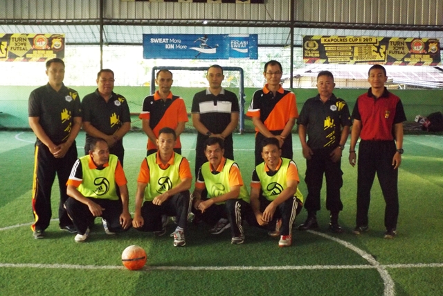 Jaga Kekompakan, Polres Bermain Futsal Bersama