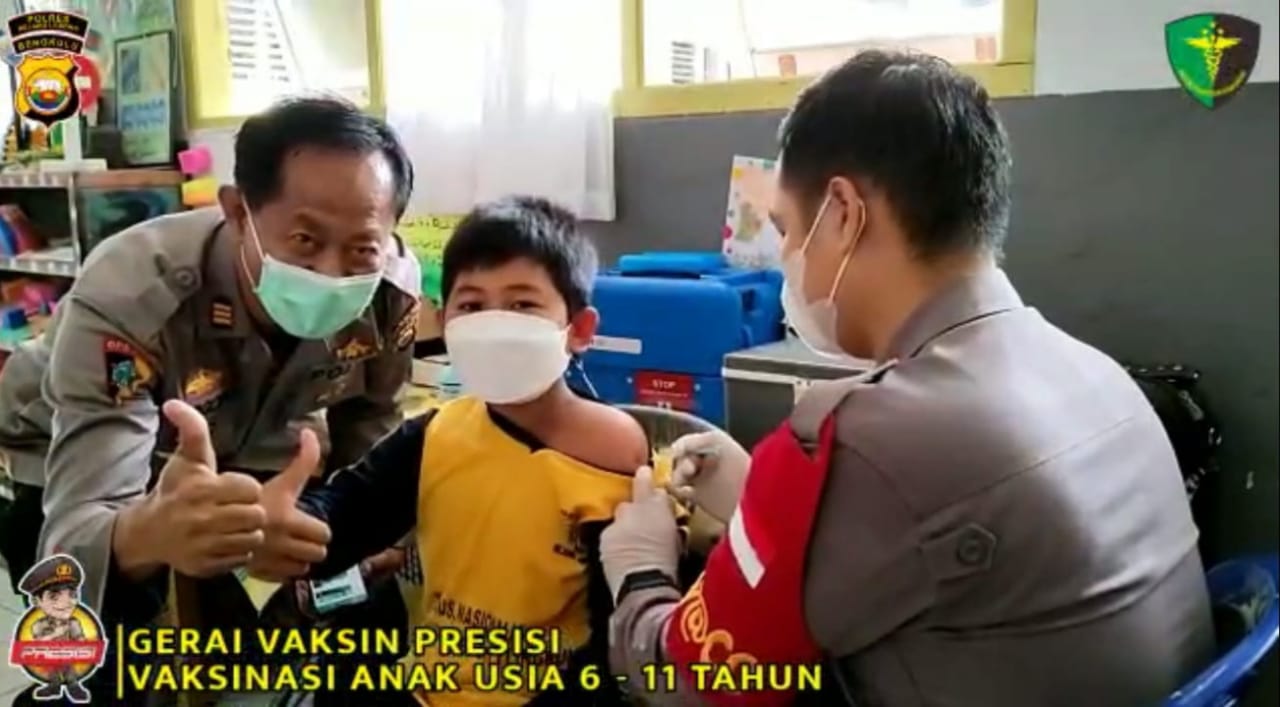 Polres RL Gelar Serbuan Vaksin Bagi Anak-anak Di SD 02 RL