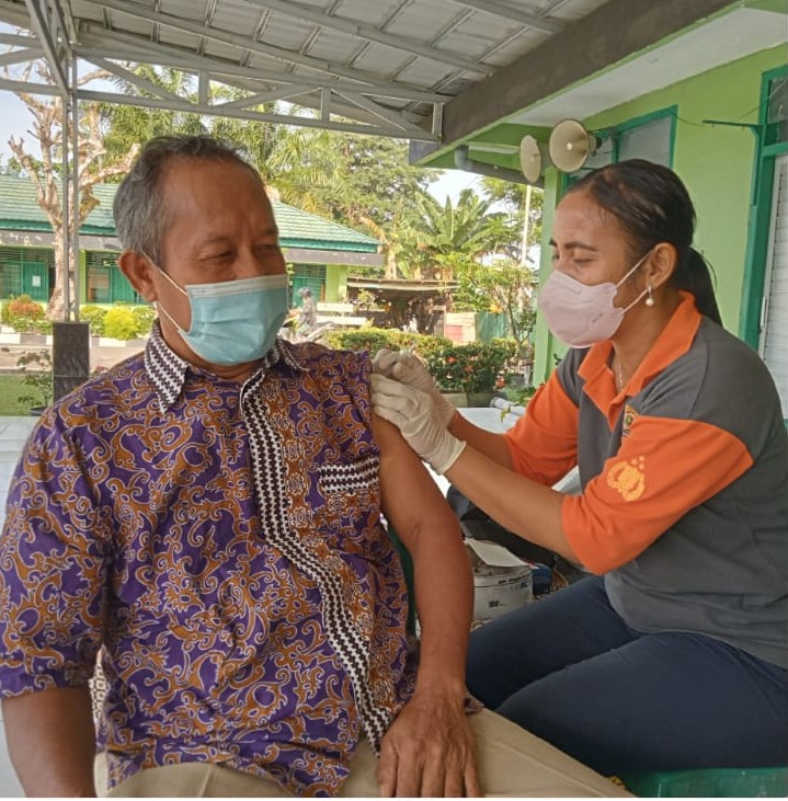 Sinergitas TNI/Pori, Polres dan Kodim BU Buka Gerai Vaksinasi