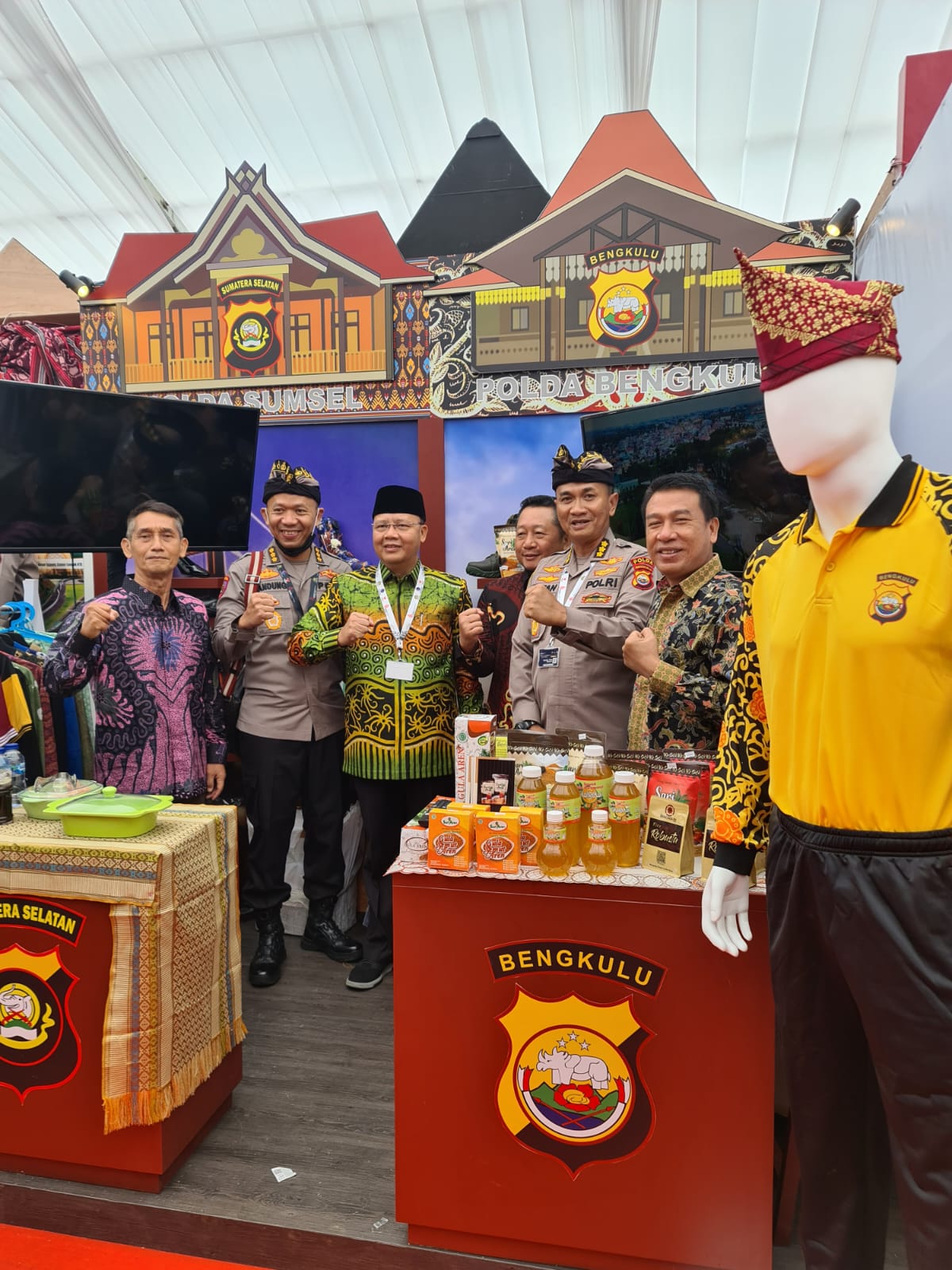 Business Matching Tahap IV di Nusa Dua Bali, Booth Polda Bengkulu Dikunjungi Gubernur