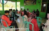Bhabinkamtibmas Polsek Lebong Utara Monitoring Musyawarah Penetapan Penerima BLT DD di Desa Sukau Mergo