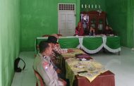 Bhabinkamtibmas Polsek Lebong Utara Hadiri Musyawarah Penetapan APBDes di Desa Selebar Jaya