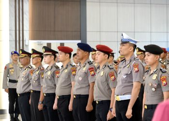 Upacara Kenaikan Pangkat, 483 Personel Terima Pangkat Baru