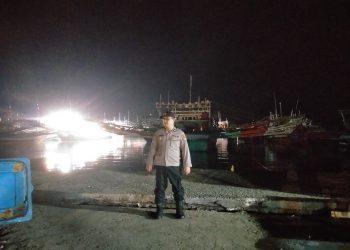 Patroli rutin malam hari personil Polsek KSKP Pulau Baai Bengkulu