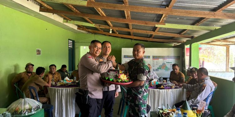 Kunjungan Kapolsek Ketahun ke Koramil Ketahun dalam Rangka HUT TNI ke-79