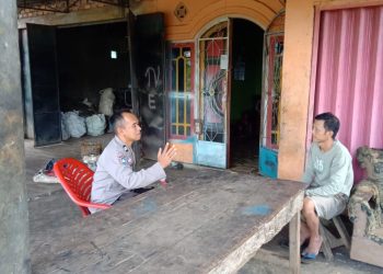 Hadir Ditengah Masyarakat, Bhabinkamtibmas Polsek Kota Padang Intensifkan Sambang