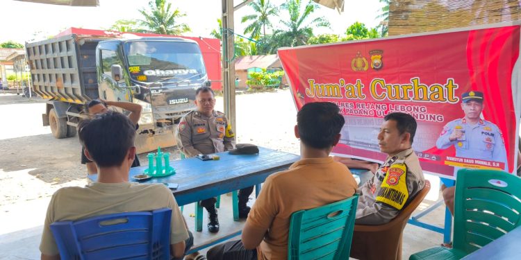 Tampung Aspirasi Masyarakat, Polsek PUT Gelar Jumat Curhat