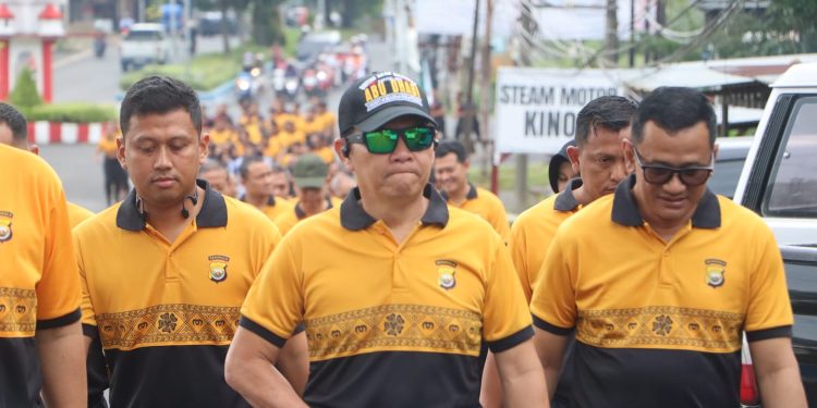 Wujudkan Semangat Sehat dan Soliditas Personel, Polda Bengkulu Gelar Jalan Sehat