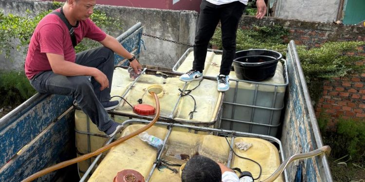 Timbun BBM Jenis Biosolar, Polisi Ungkap 3,5 Ton Disembunyikan Tersangka Dalam Gudang