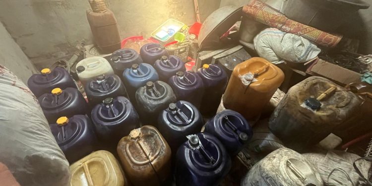 Residivis Penimbun Bio Solar Di Seluma Ditangkap, Polisi Amankan Ratusan Liter