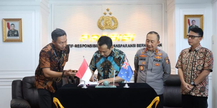 Polri dan AFP Resmikan Rencana Kerja Bersama untuk Perkuat Penanggulangan Penyelundupan Manusia