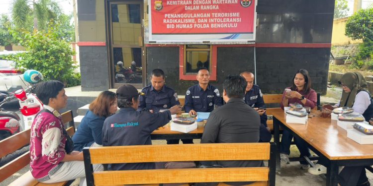 Bidhumas Polda Bengkulu Bangun Obrolan Santai soal Bahaya Radikalisme Bersama Insan Pers