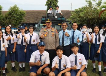Edukasi Kamtibmas dan Nasionalisme, Wakapolda Bengkulu Jadi Pembina Upacara di SMP Sint Carolus