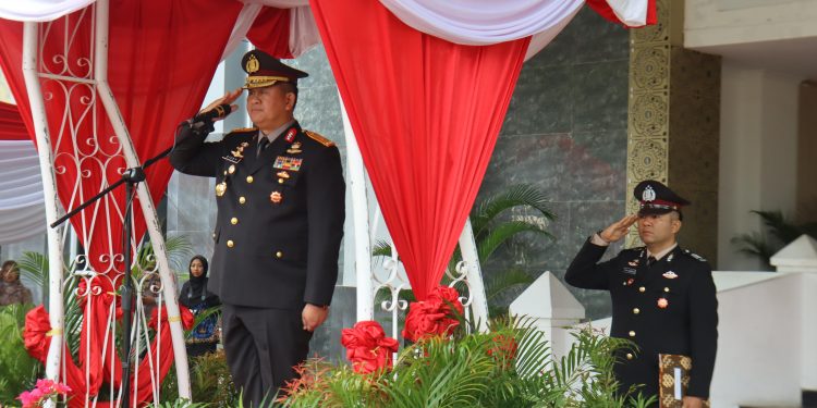 Wakapolda Bengkulu Pimpin Upacara Peringatan Hari Sumpah Pemuda ke-97 Tahun 2025 di Kantor Gubernur Bengkulu