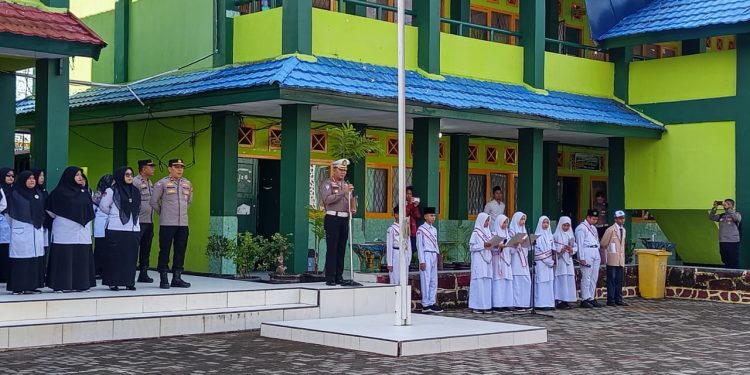 Dirlantas Polda Bengkulu Ajak Siswa MTSN 1 Bentuk Karakter Disiplin dan Jauhi Narkoba