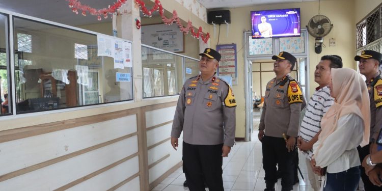 Wakapolda Bengkulu Tinjau Layanan Samsat dan Satpas SIM Kepahiang, Tekankan Peningkatan Pelayanan Publik