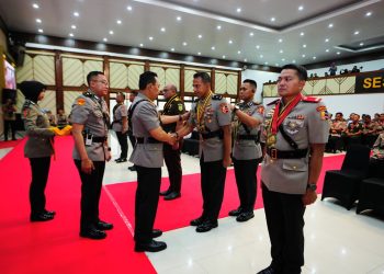 Kapolri Pimpin Penutupan Pendidikan Sespim Polri Tahun Ajaran 2025 di Lemdiklat Polri