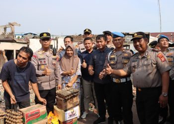 Polresta Bengkulu Salurkan Bantuan kepada 21 Keluarga Terdampak Musibah Kebakaran
