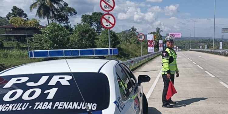 Pastikan Keamanan dan Ketertiban, Sat PJR Polda Bengkulu Intensifkan Patroli Akhir Pekan